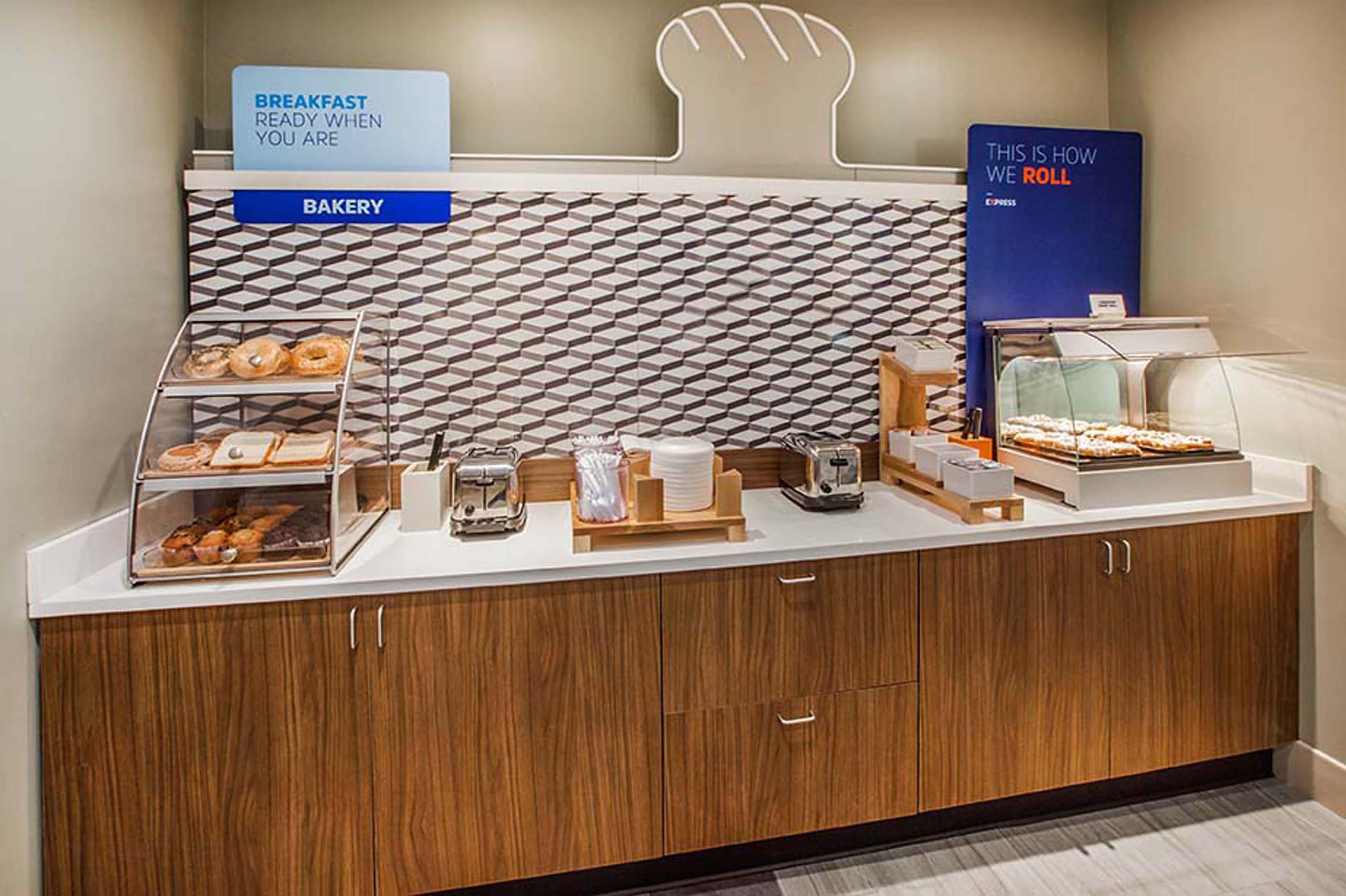 Holiday Inn Express Birch Run-Frankenmuth Area By Ihg Екстериор снимка