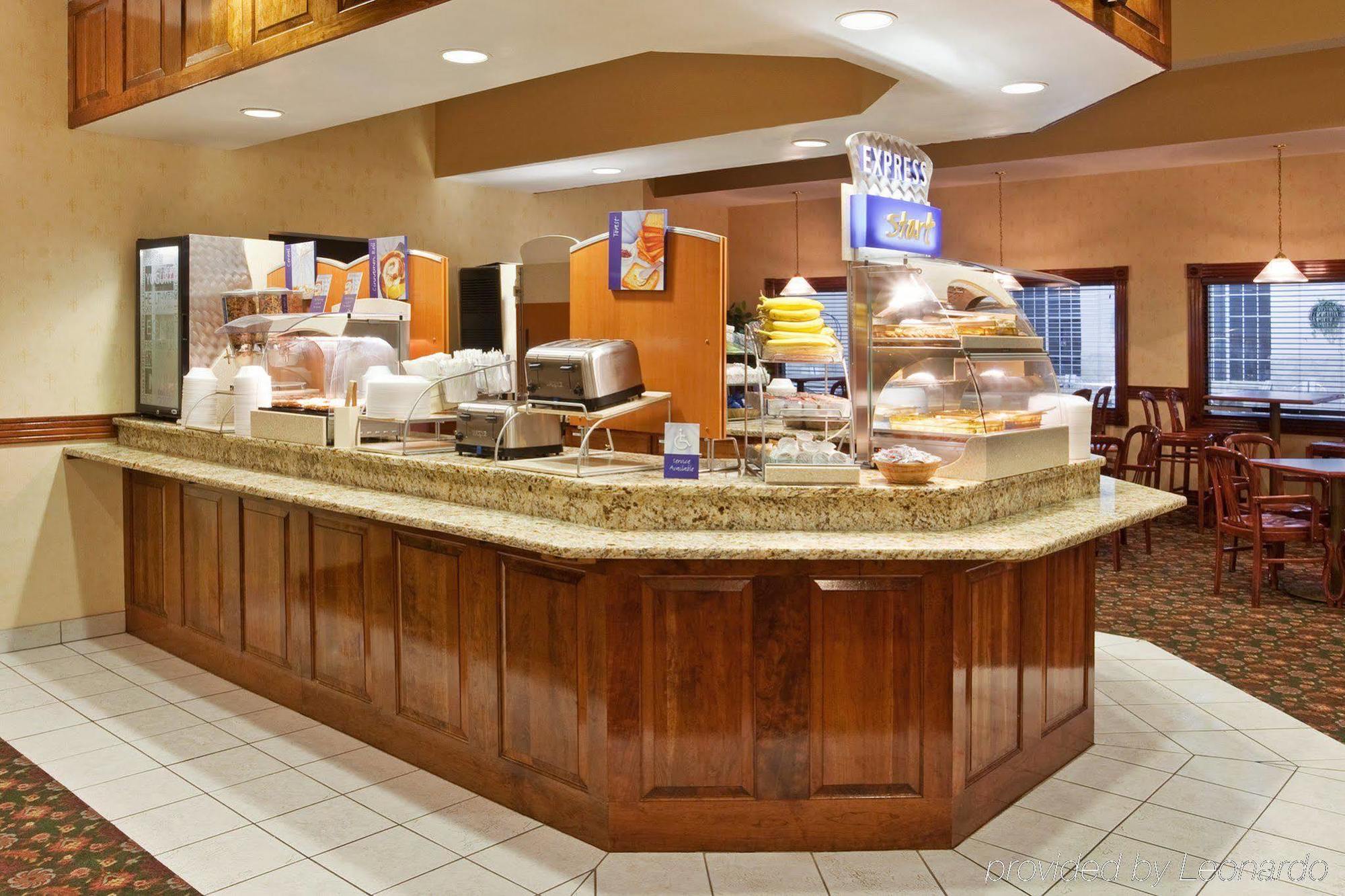 Holiday Inn Express Birch Run-Frankenmuth Area By Ihg Екстериор снимка