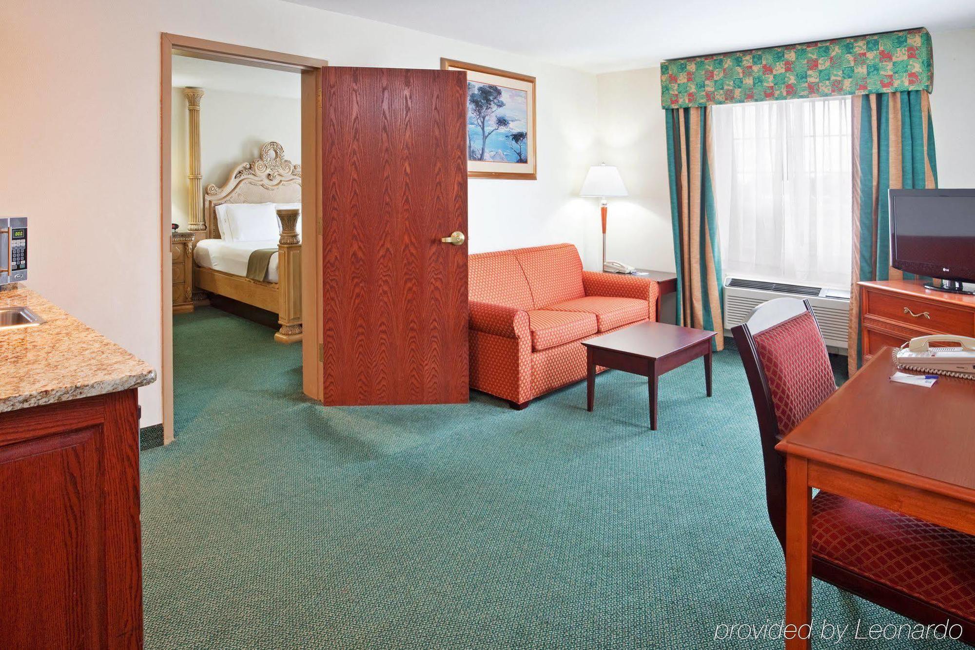 Holiday Inn Express Birch Run-Frankenmuth Area By Ihg Екстериор снимка