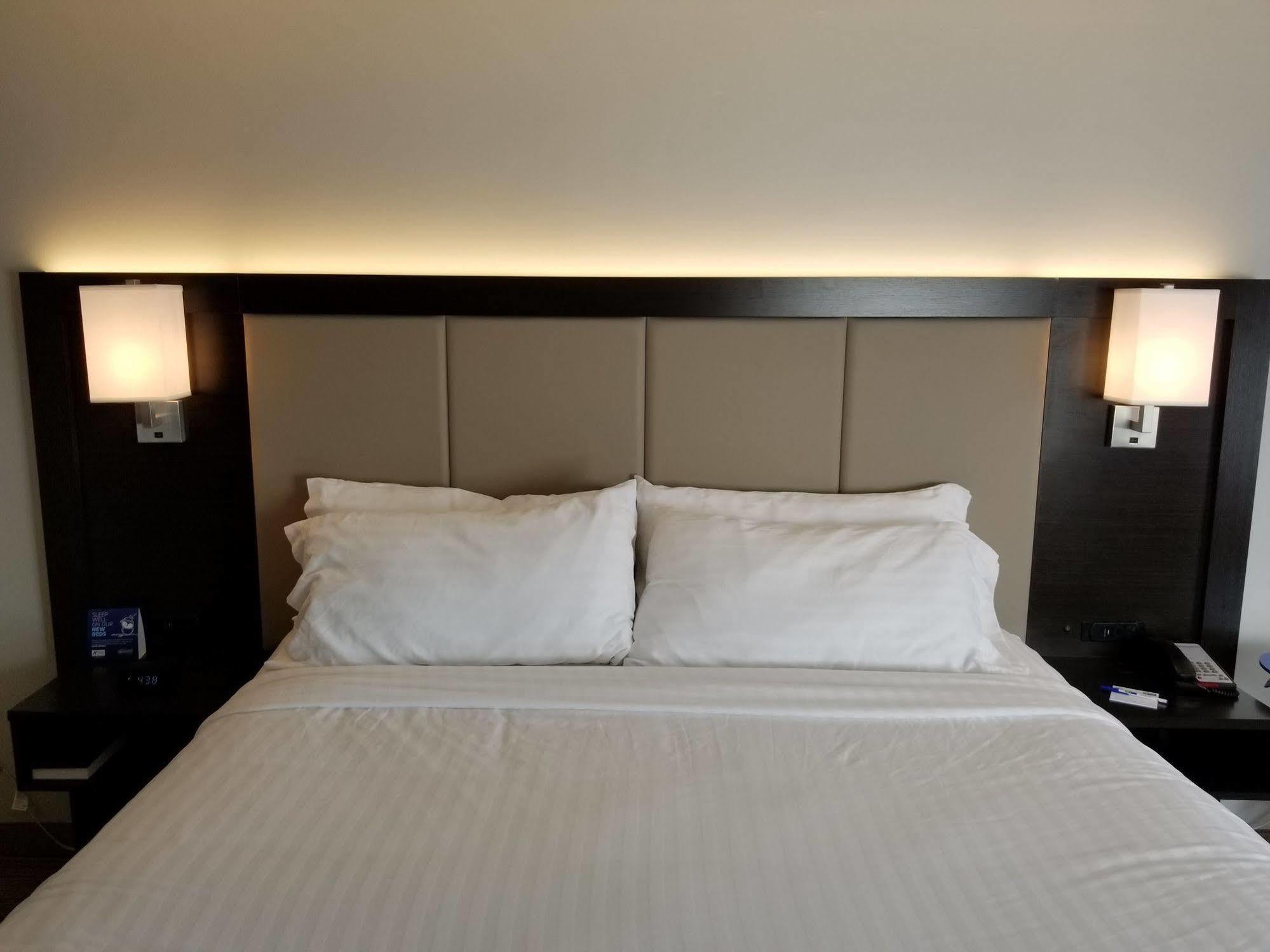 Holiday Inn Express Birch Run-Frankenmuth Area By Ihg Екстериор снимка