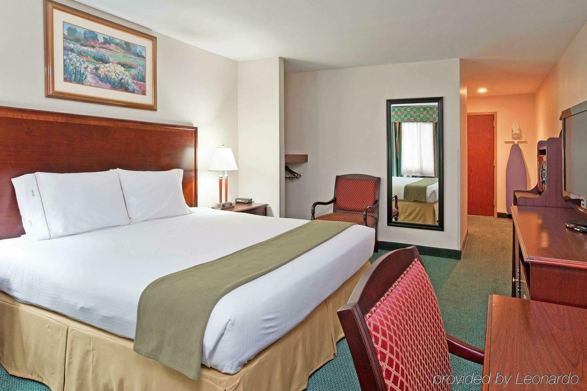 Holiday Inn Express Birch Run-Frankenmuth Area By Ihg Екстериор снимка
