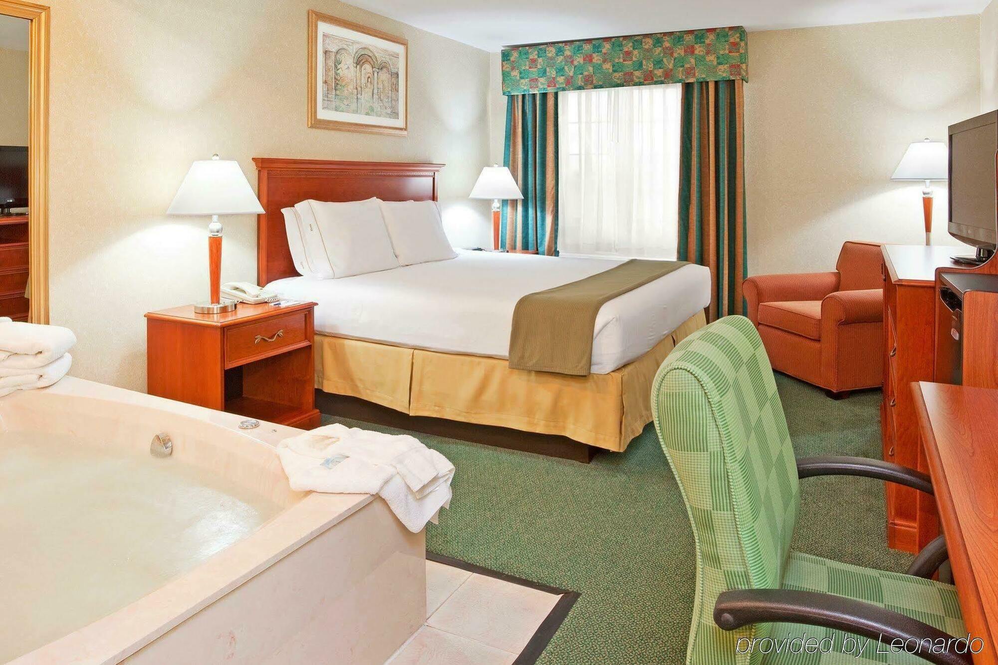 Holiday Inn Express Birch Run-Frankenmuth Area By Ihg Екстериор снимка